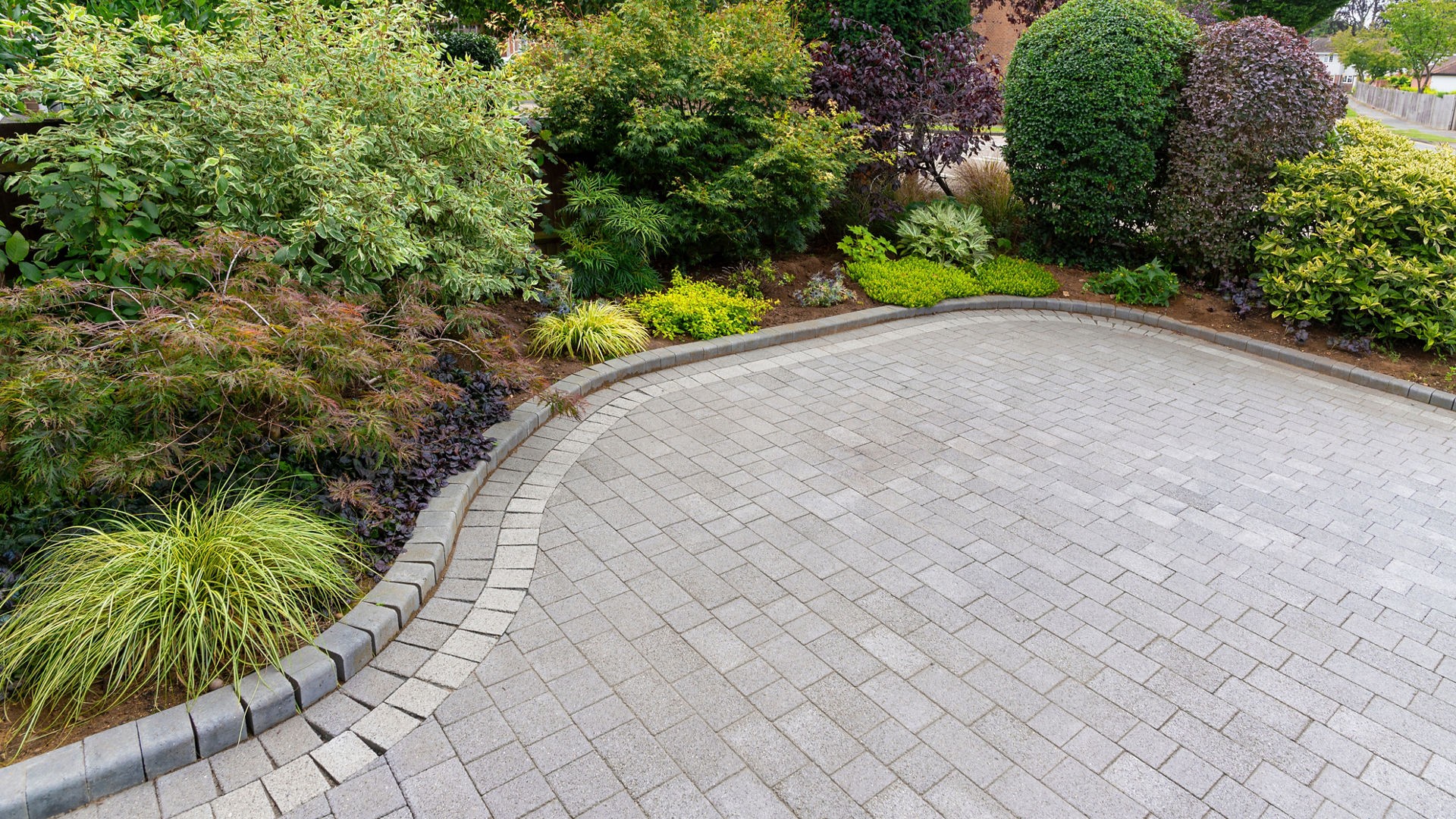 Driveway Cleaning & Sealing - Stirling